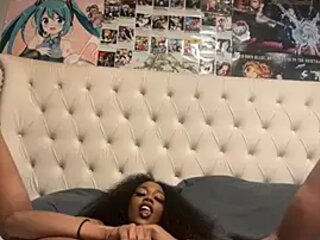 Chat Now with Mismialove