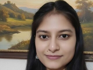 Chat Now with GretaCyrus