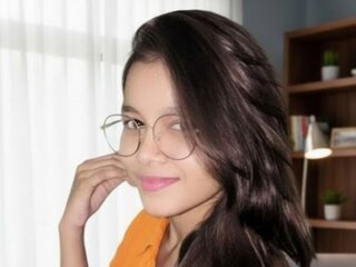 Chat Now with AdrianaReyez