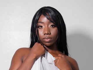 Chat Now with ElaMinov