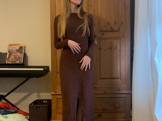 Chat Now with Lily_Blue