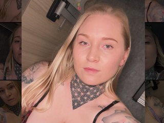 GreenEyesBlondeyUK