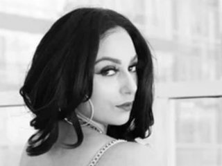 Chat Now with QueenJazminBoheme