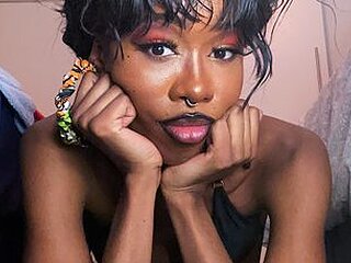 Chat Now with LiitleUnicornTee