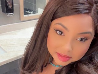 Chat Now with JiaJones