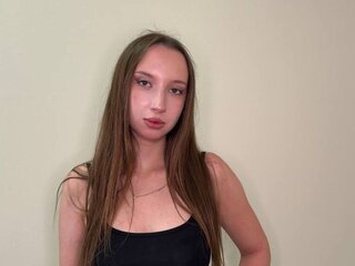 Chat Now with WavaHascall