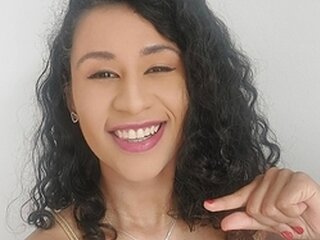 Chat Now with Juju Albuquerque