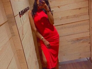 Chat Now with Liyana Exclusive