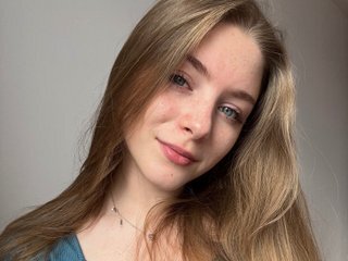Chat Now with Iviefae